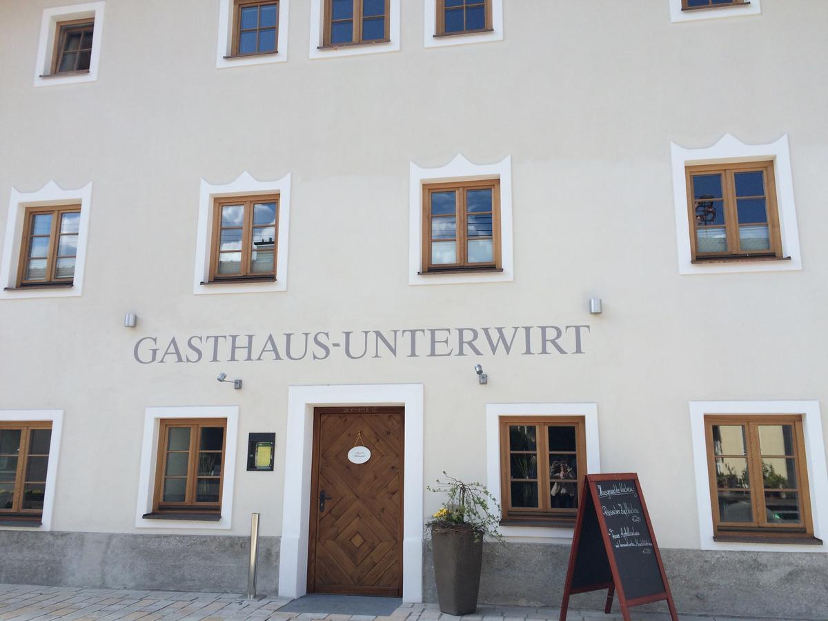 Gasthaus Unterwirt Fridolfing Dış mekan fotoğraf